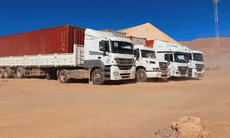 Transportistas de San Antonio de los Cobres, Tolar Grande y otras localidades de la Puna exigen a las empresas mineras que prioricen la contratación de trabajadores y servicios locales.