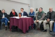 Estuvieron presentes legisladores departamentales, entre ellos los diputados Marcelo Paz, Marcela Leguina y Enzo Alabi, así como la senadora Alejandra Navarro.