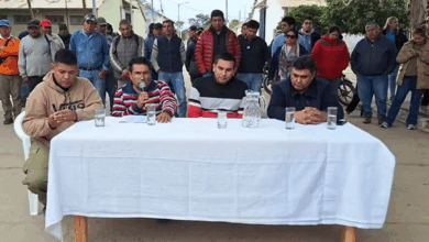 Trabajadores de Obras Públicas realizaron una conferencia de prensa para repudiar el ataque que sufrió el secretario del área, Sebastián Domínguez. Foto: RR SS