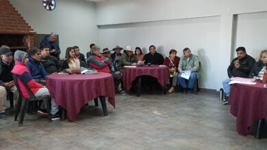 El encuentro entre legisladores y productores.