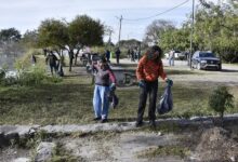 La Municipalidad de Campo Quijano impulsó una jornada de limpieza en el Dique Las Lomitas. Foto: RR SS