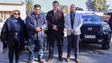 El ministro de Seguridad Gaspar Solá Usandivaras, el senador Gonzalo Caro y el intendente Enrique Borelli participaron del acto de entrega.