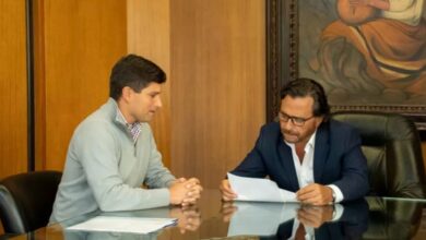 Gobernador Gustavo Sáenz junto al intendente de Orán Lara Gros.