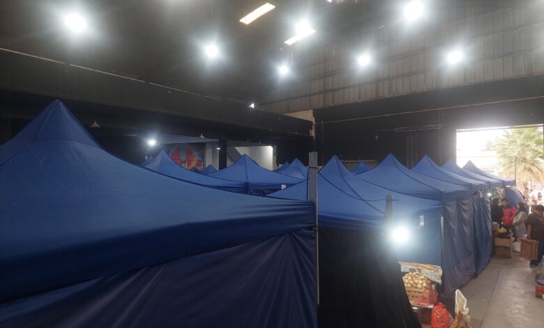 El espacio provisorio para los puesteros del Mercado San Miguel.