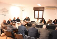 Reunión entre senadores y dirigentes de fútbol.