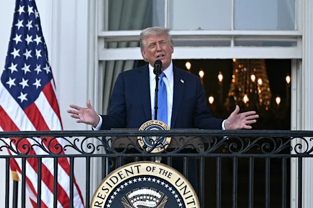 Trump impone veto migratorio a 12 países y endurece restricciones para otros siete