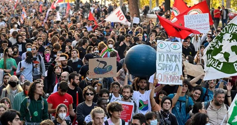 Italia aprueba ley de seguridad que penaliza protestas pacíficas