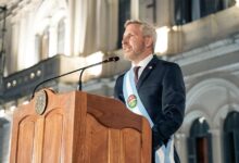 Rogelio Frigerio congela sueldos de funcionarios de Entre Ríos