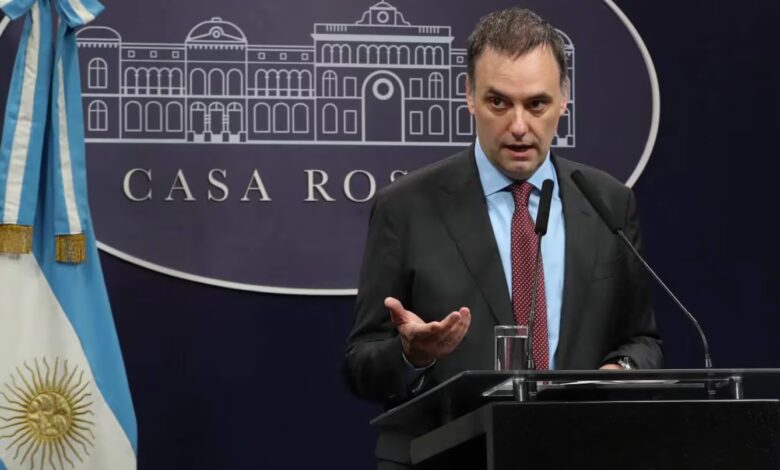 Por decreto el gobierno oficializó la eliminación al asueto del 27 de junio