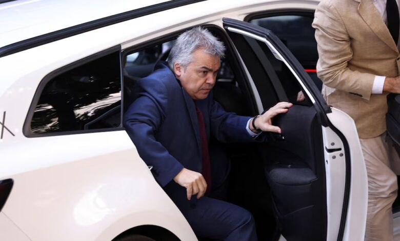 Santos Cerdán llegando al Tribunal Supremo (REUTERS/Juan Medina)