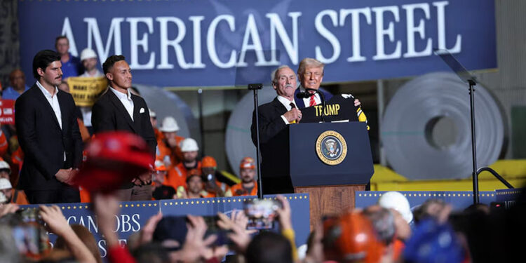 Estados Unidos duplica aranceles del 50% al acero y aluminio