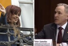 Cristina Kirchner cruzó a Peter Lamelas por su propuesta de “vigilar gobernadores”