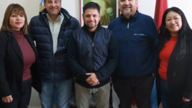 El intendente Lino Fernando Yonar mantuvo una reunión clave con representantes del Tren a las Nubes. Foto: Municipalidad de Campo Quijano