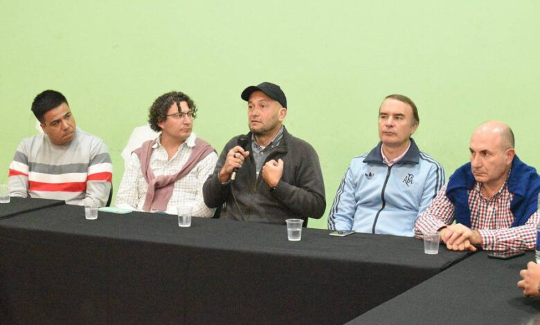Garcia Bes presentó el Plan Meta acompañado del intendente Carlos Rosso y el senador Enrique Cornejo. Foto: Municipalidad de Güemes