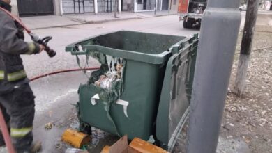 Contenedores incendiados.