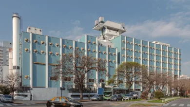 Empleados del Hospital Naval convocan a paro tras 560 despidos