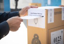 La Junta Electoral bonaerense define el padrón con colores y fotografías de candidatos