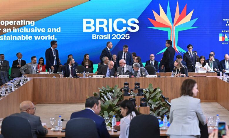 Estados Unidos advierte incrementar un 10 % a países que respalden al bloque BRICS