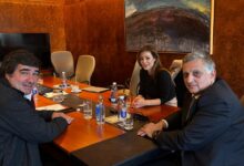 Martín de los Ríos, acompañado por la diputada electa, Flavia Royon, mantuvo una reunión con Horacio Marín.