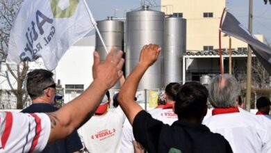 Lácteos Vidal: empresaria reclama “rehenes” y fin del diálogo sindical