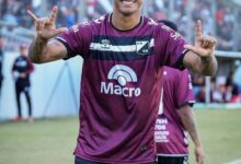 Ledesma debutó como titular y anotó su primer gol en Central. (CNoficial)