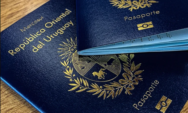 Francia y Alemania suspenden ingreso de ciudadanos uruguayos con pasaportes nuevos