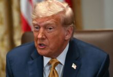 Trump obtiene respaldo de la Corte Suprema y acelera sus planes de despidos federales