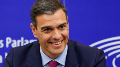 Sánchez impulsa reforma en el PSOE para expulsar a quienes contraten prostitución