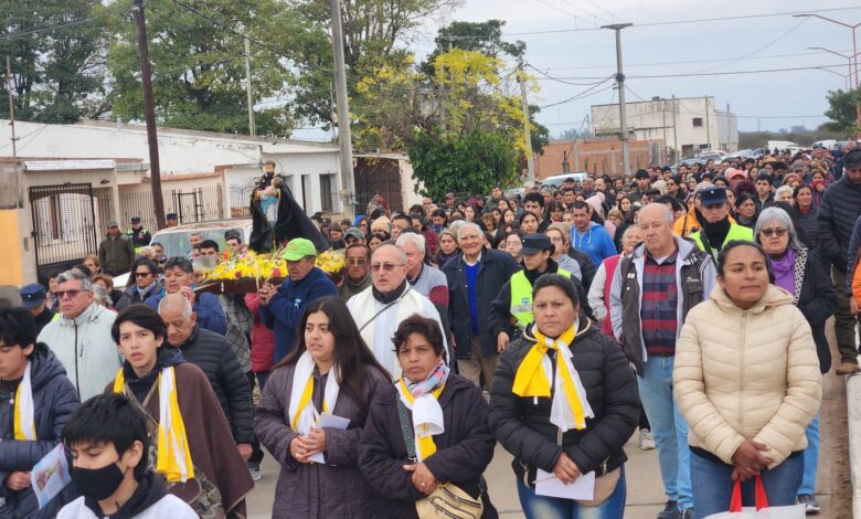 En medio del debate Joaquín V. González avanza hoy con el cierre de su fiesta patronal. Foto: RR SS