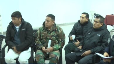 El comisario Sergio Ramos, director del Distrito de Prevención 11, convocó a una reunión con productores de la zona para realizar un estudio de seguridad. Foto: RR SS