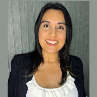 Dra. Noelia Fernández.