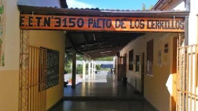 Alumnos de la Escuela de Educación Técnica N° 3150 “Pacto de los Cerrillos” desarrollan un proyecto innovador que busca optimizar la genética bovina. Foto: RR SS