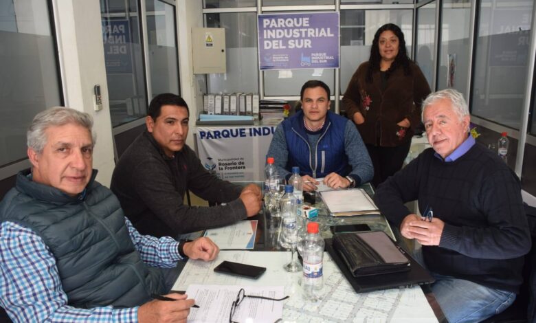 El encuentro entre la Municipalidad y el área de Parques Industriales.
