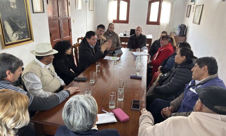 Cerrillos presentó nueva oferta salarial y bono para municipales. Foto: RR SS