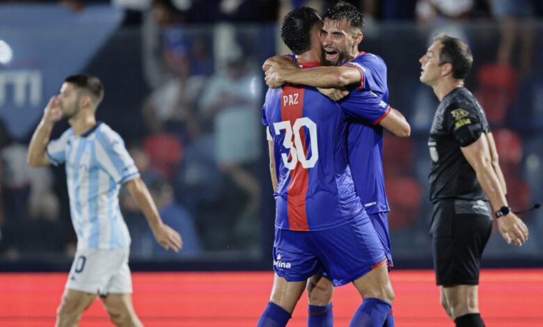 Tigre sorprende a Racing en Avellaneda y se lleva los tres puntos en el cierre de la quinta fecha