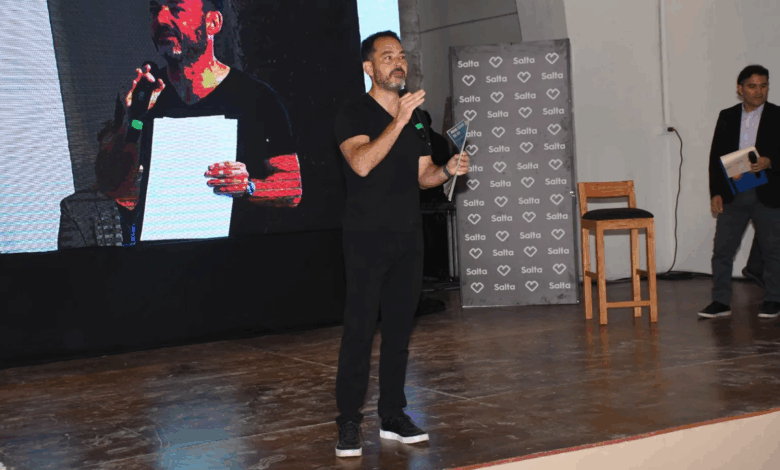 Durand en el primer plenario del NOA