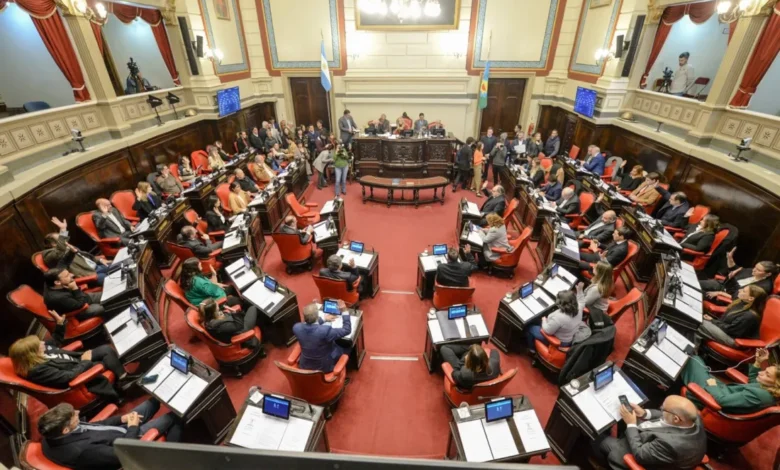 Una veintena de legisladores aspira a continuar en sus bancas en las elecciones del 7 de septiembre