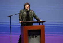 Milei rechaza acusaciones sobre cierre de universidades antes de marcha educativa