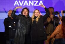 Javier y Karina Milei buscan revertir en octubre los resultados de la última elección (REUTERS/Agustin Marcarian)