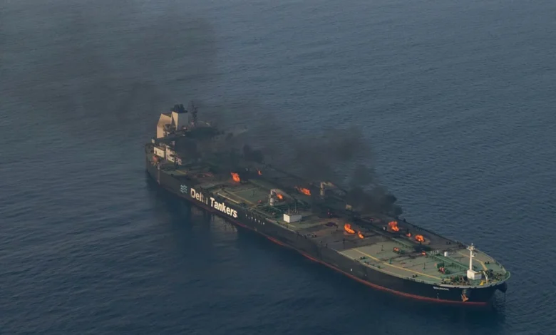 Hutíes lanzan misil contra petrolero vinculado a Israel en el mar Rojo