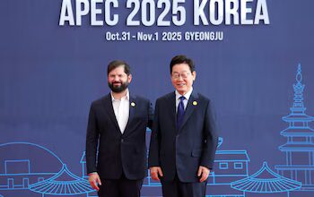 Chile firma convenio comercial con Corea del Sur para impulsar exportaciones e inversiones