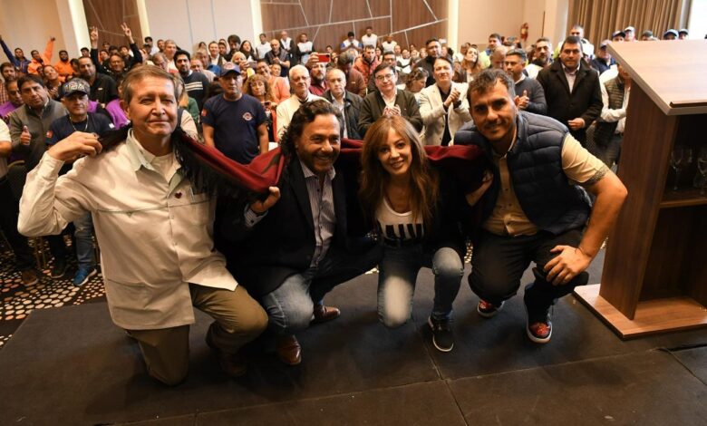 El encuentro entre Primero de los Salteños.