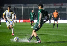 Sarmiento y Rosario Central juegan los 45’ que restan.