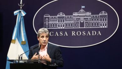 Foto de archivo - El ministro de Economía argentino, Luis Caputo. REUTERS