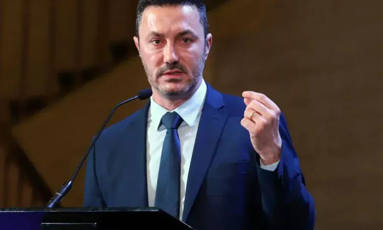 ATE amplía denuncia contra Petri por presunta malversación de fondos