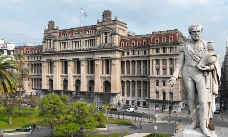 La Corte convoca a La Pampa y Entre Ríos por deudas previsionales