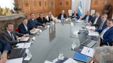 Los miembros del Consejo de Mayo, en una de las reuniones mantenida en Casa de Gobierno