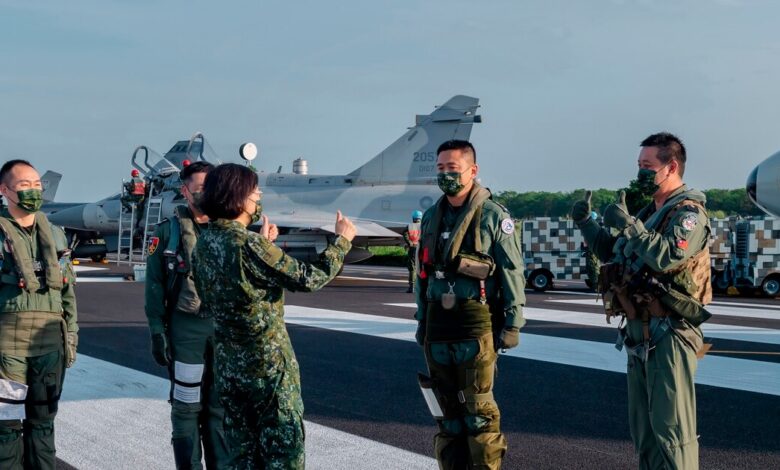 Taiwán aprueba un plan de defensa de US$40.000 millones tras presión militar