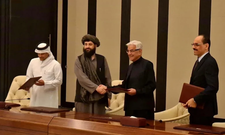 Afganistán y Pakistán buscan consolidar la tregua en Estambul