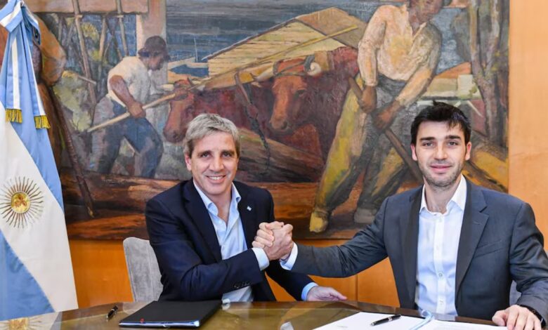 Caputo y gobernador de Chubut prevén reducir derechos de exportación al petróleo crudo